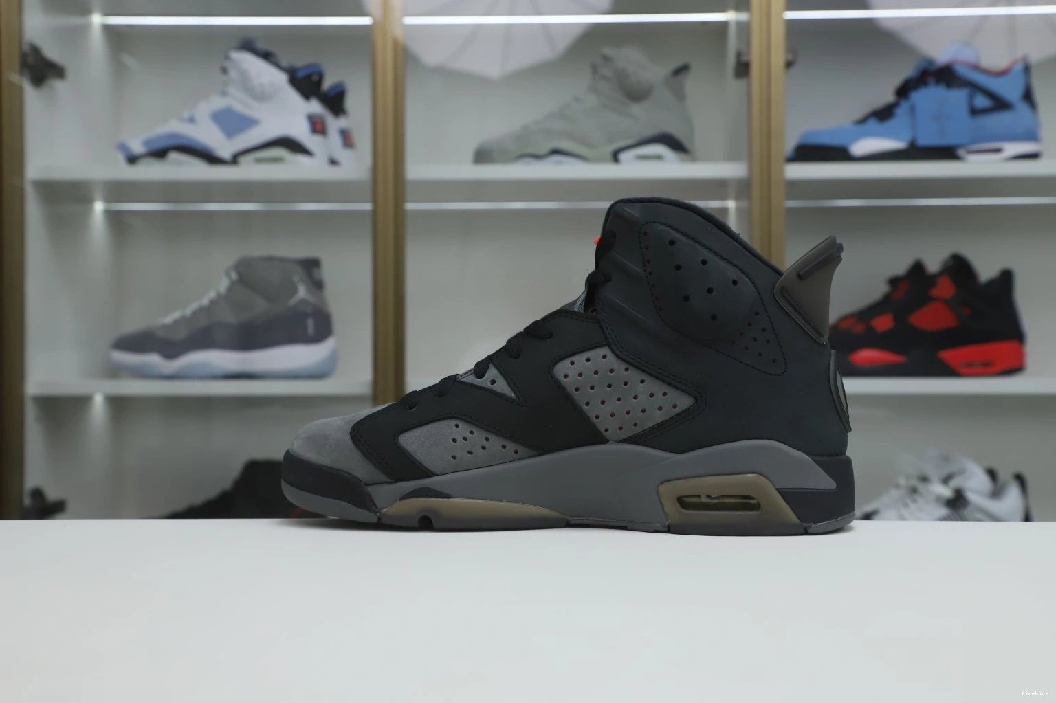 JORDAN RETRO X PARIS GREY' AIR SAINT-GERMAIN 'IRON 6 0105